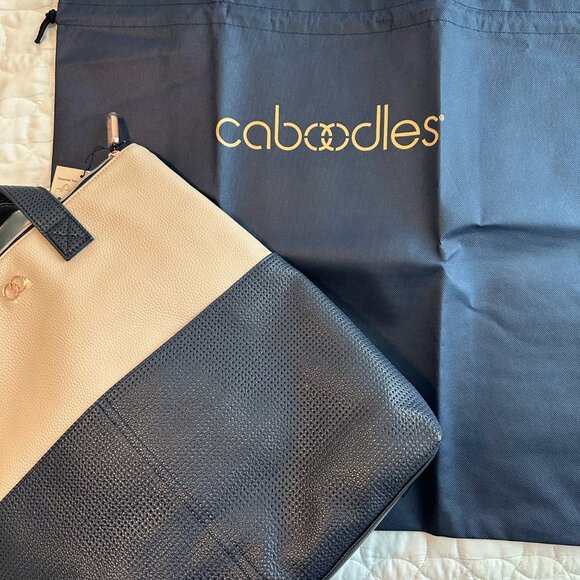 Caboodles Women's Stylishly Essential Tote, Multicolor, One Size - Picture 2 of 4